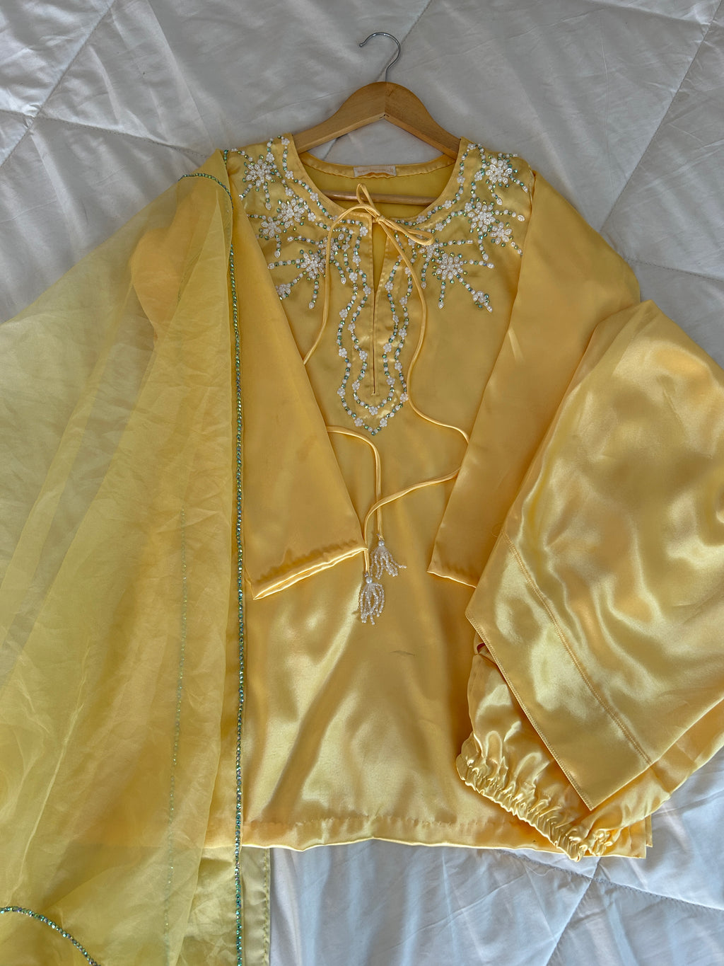 Lauj - Butter Yellow